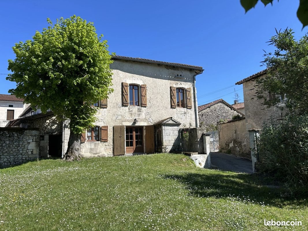 Maison à vendre, 174m², Saint-Paul-Lizonne