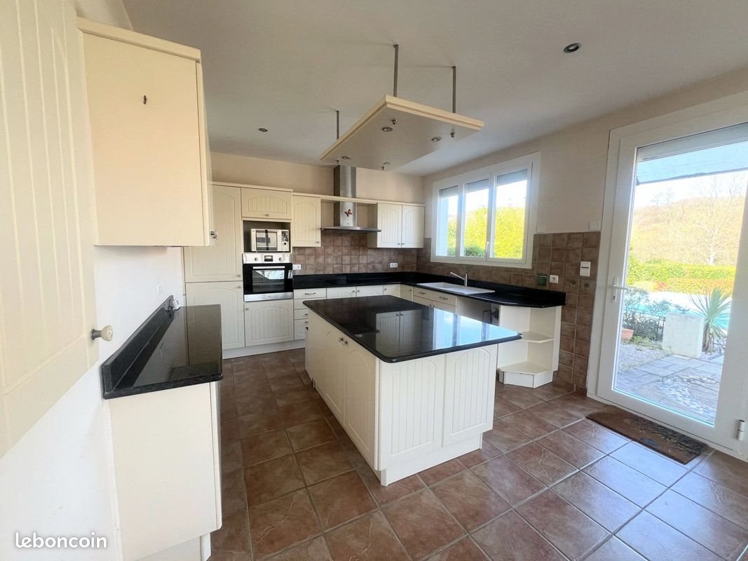 Maison à vendre, 230m², Léran