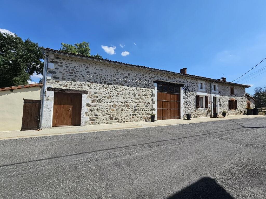 Maison à vendre, 180m², Oradour-Fanais