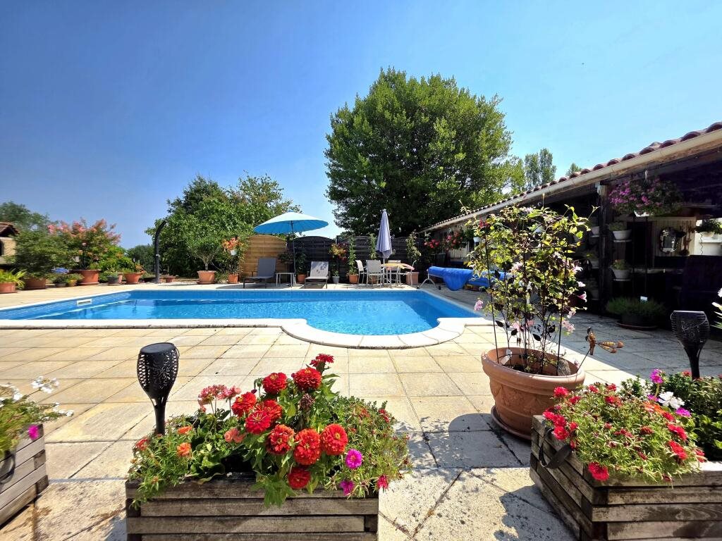 Maison à vendre, 170m², Beaupouyet