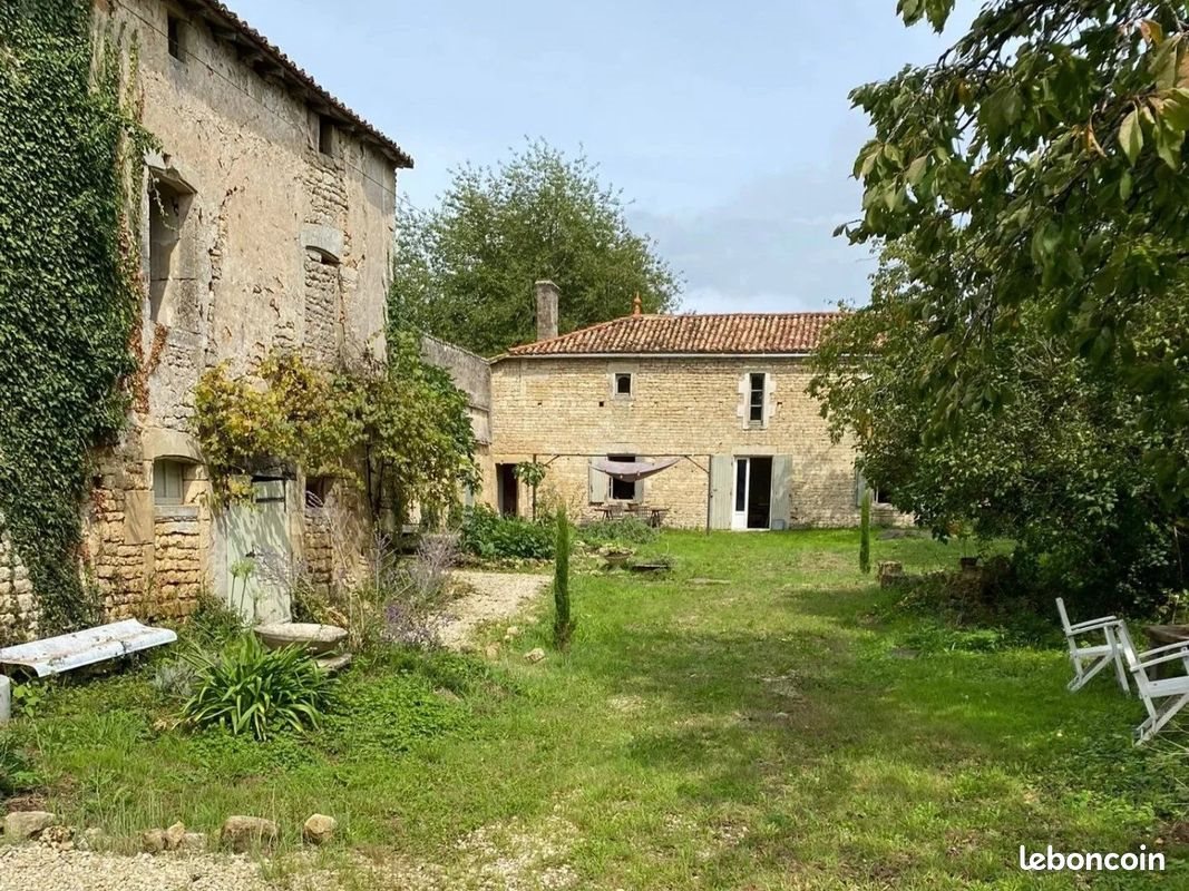 Maison à vendre, 160m², Chef-Boutonne
