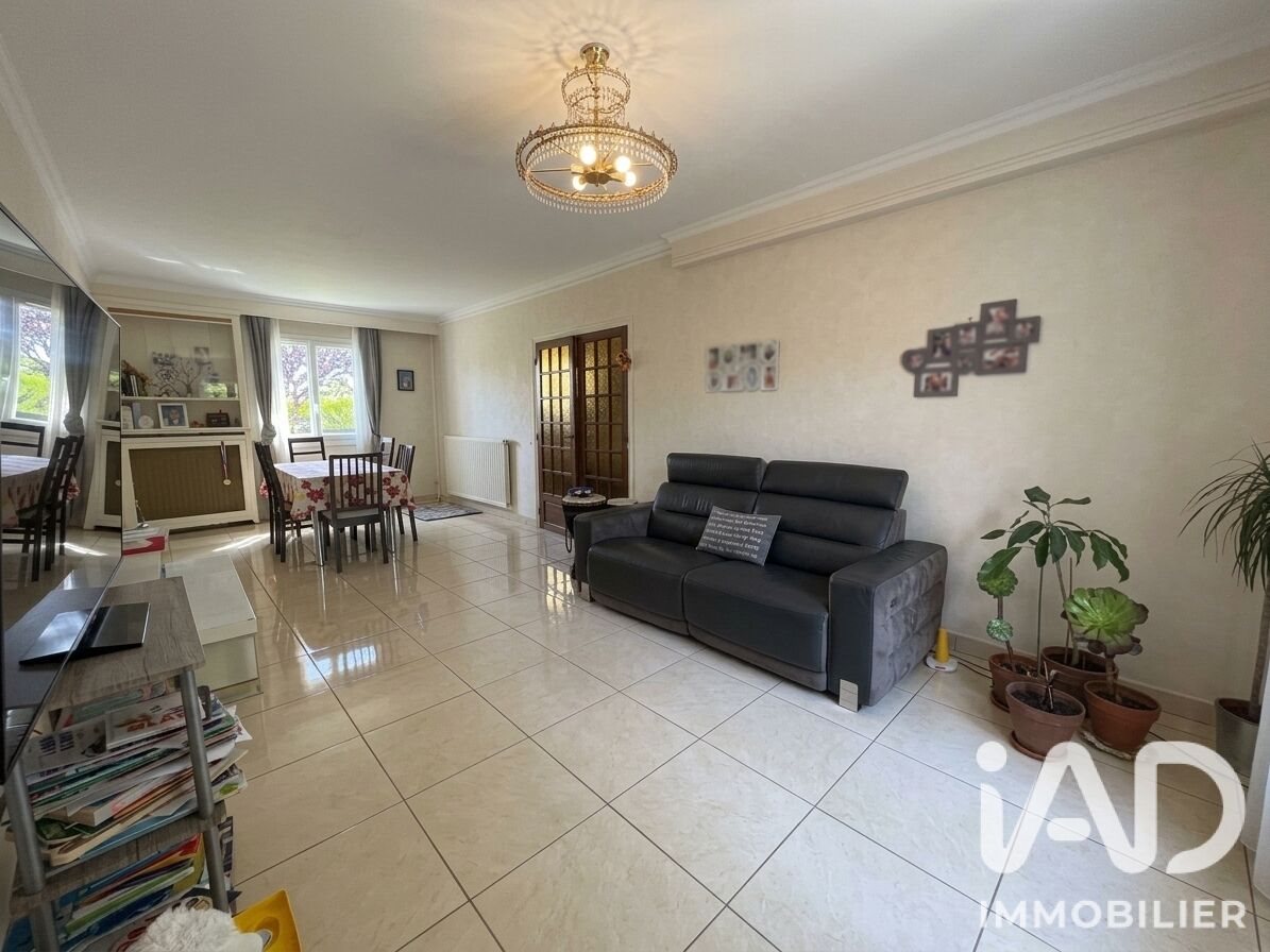 Maison à vendre, 143m², Villaines-sous-Bois