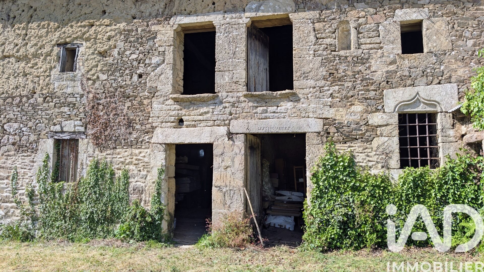 Maison à vendre, 300m², Saint-Thual