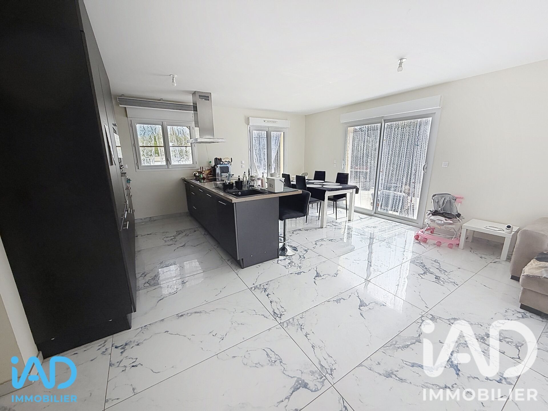 Maison à vendre, 85m², Clérey