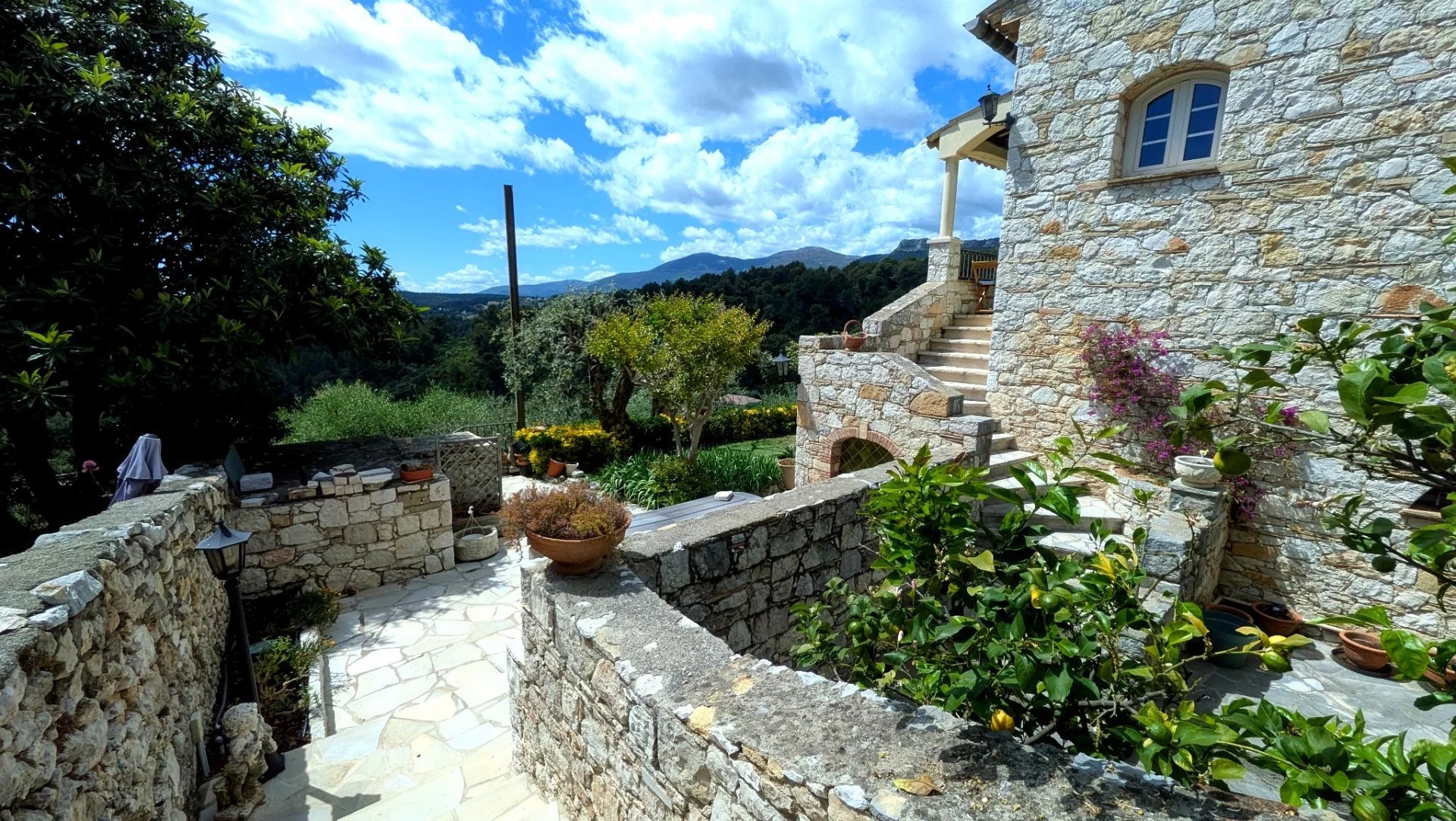 Appartement à vendre, 167m², La Gaude