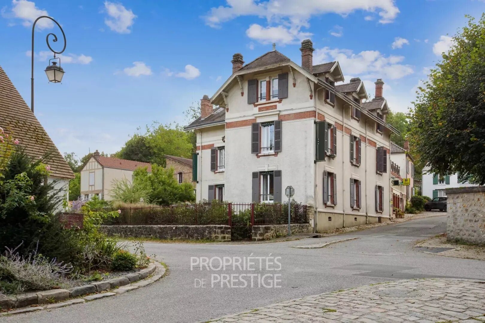 Maison à vendre, 576m², Voisins-le-Bretonneux
