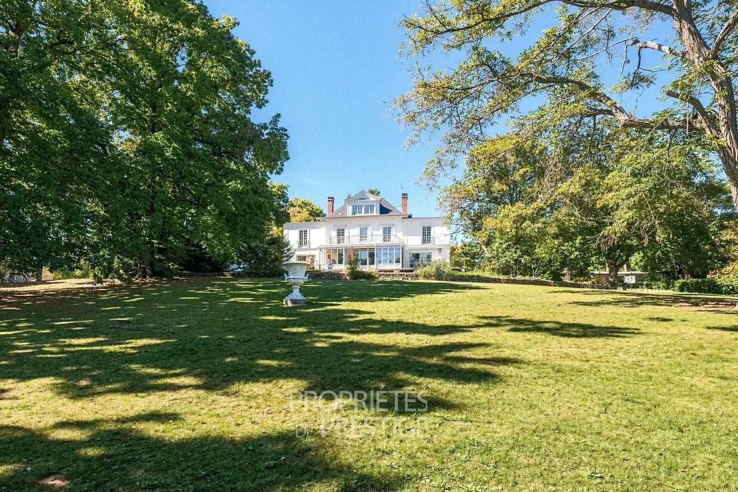 Maison à vendre, 630m², La Queue-les-Yvelines