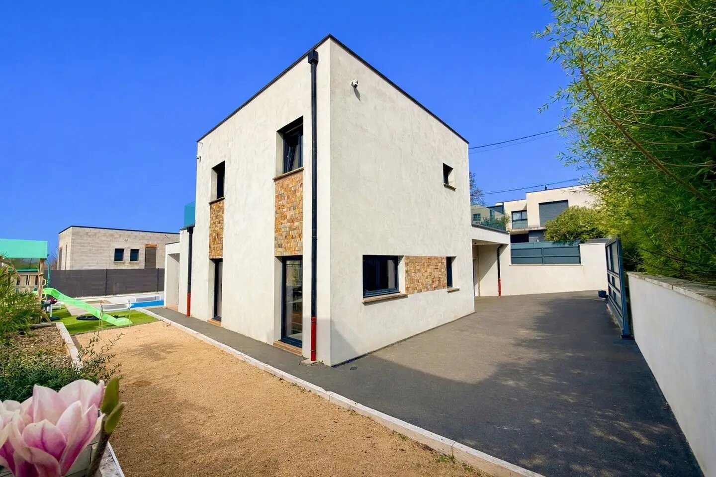 Maison à vendre, 138m², Neuville-sur-Saône