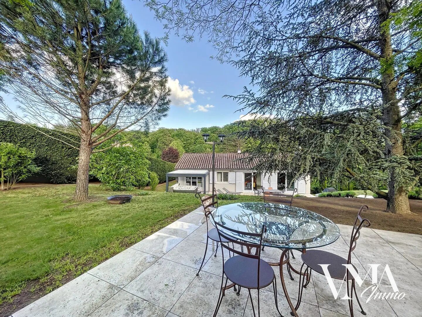 Maison à vendre, 133m², Lissieu
