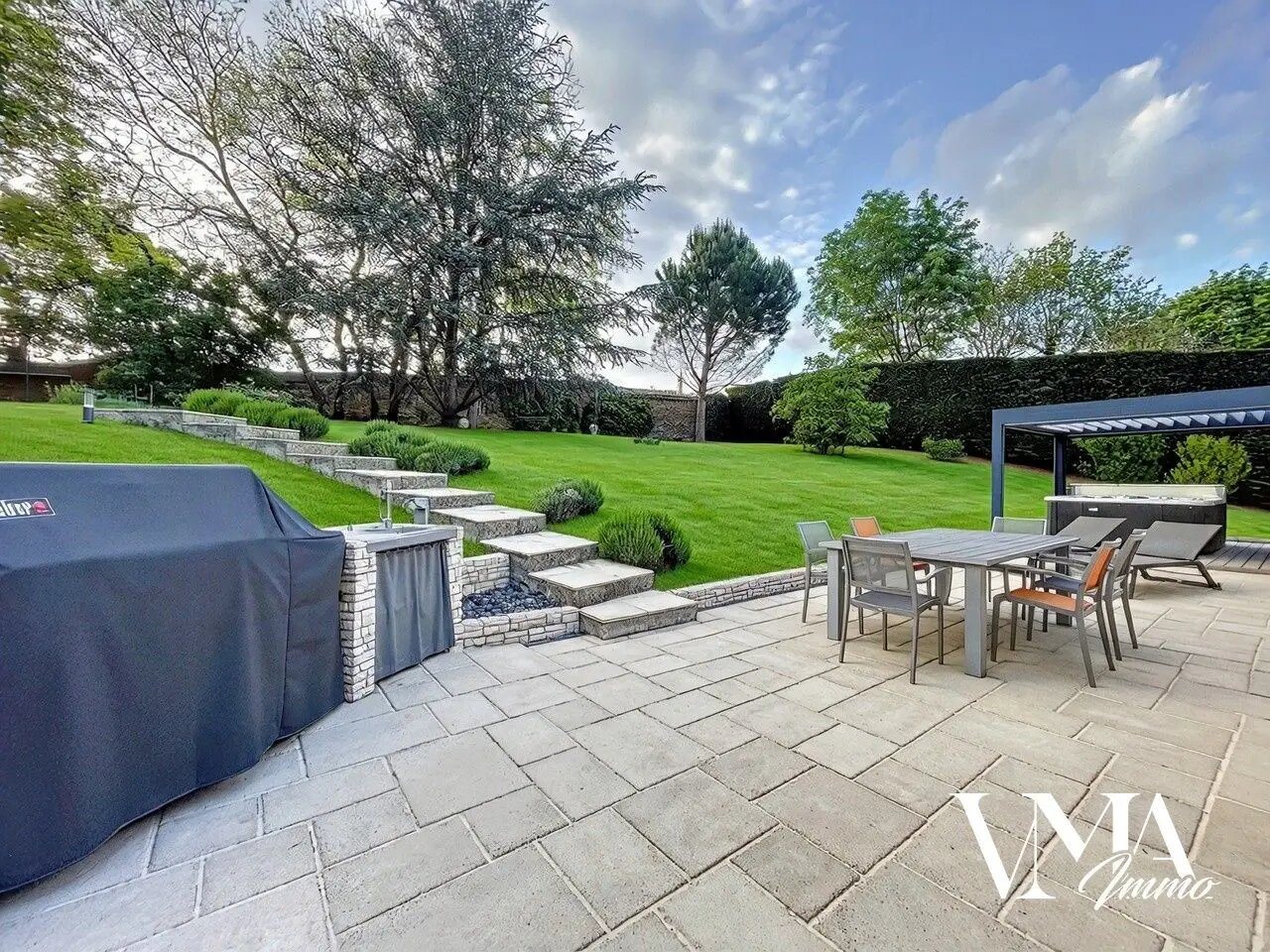 Maison à vendre, 133m², Lissieu