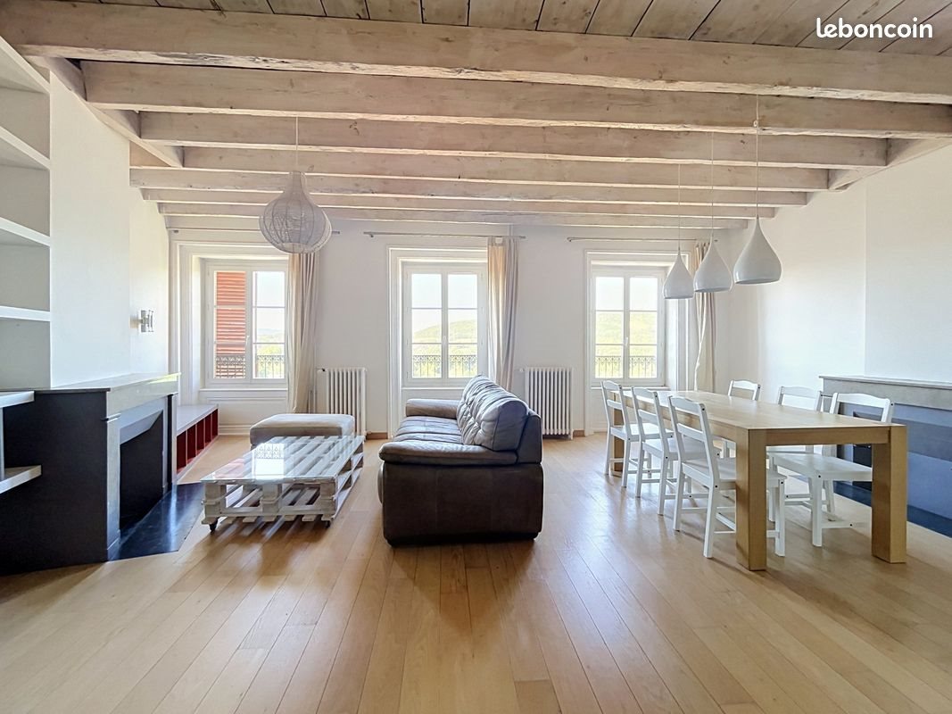 Maison à louer, 176m², Lozanne