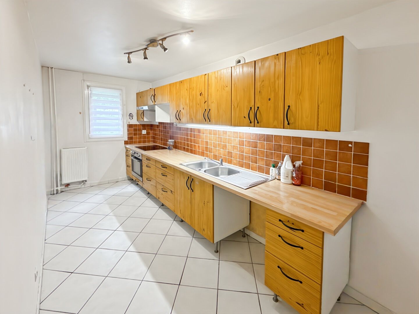 Appartement à vendre, 70m², Savigny-le-Temple
