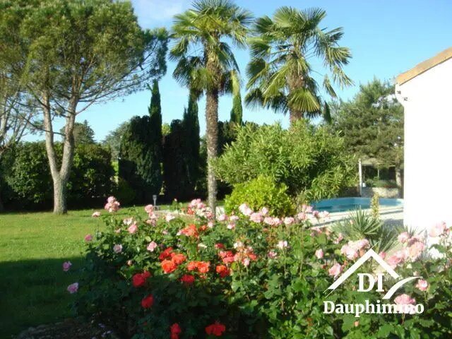 Maison à vendre, 170m², Mours-Saint-Eusèbe