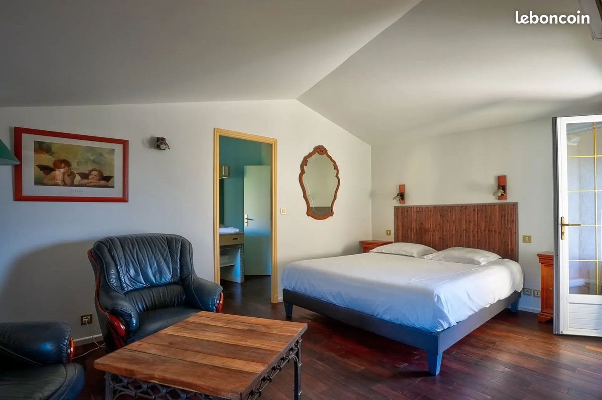 Maison à vendre, 740m², Lauris