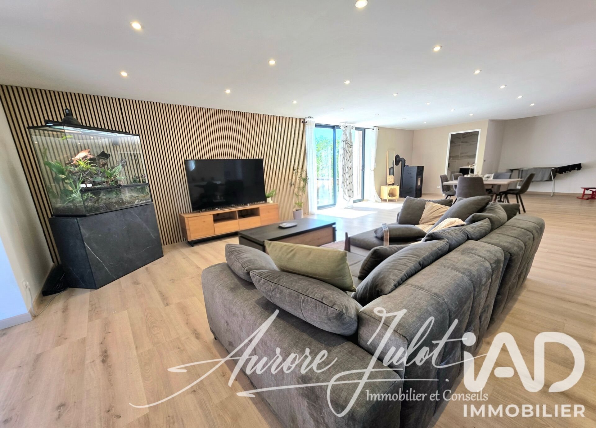 Maison à vendre, 225m², Saint-Clair-de-la-Tour