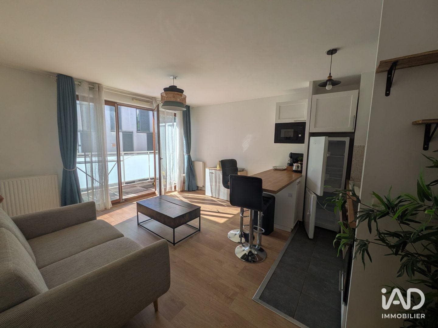 Appartement à louer, 42m², Cergy