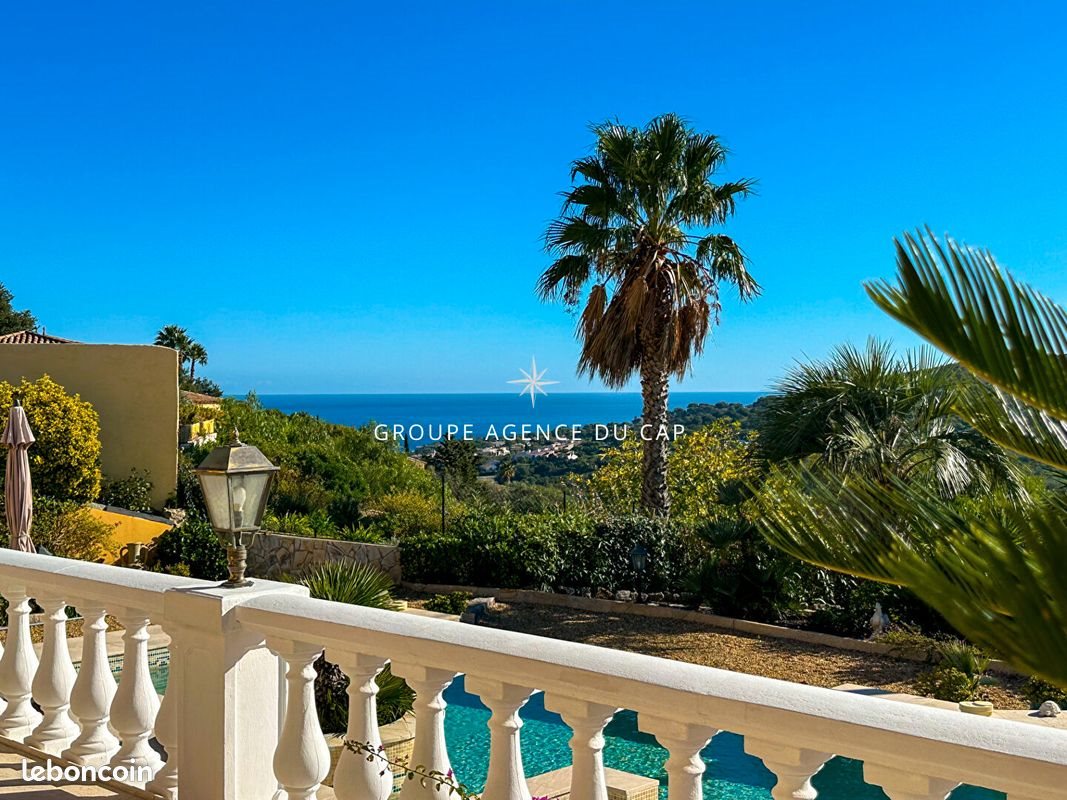 Maison à vendre, 177m², Roquebrune-sur-Argens
