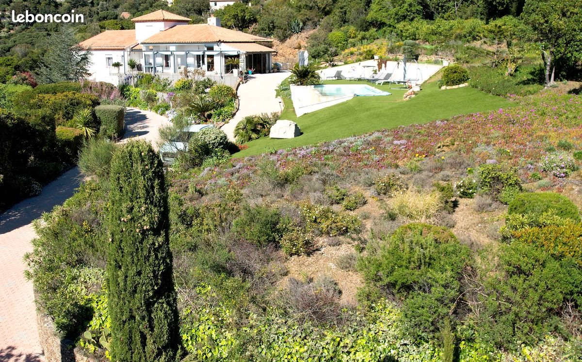 Maison à vendre, 185m², Roquebrune-sur-Argens