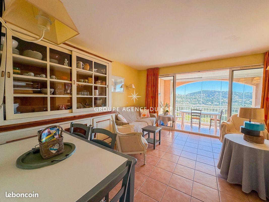 Appartement à vendre, 35m², Roquebrune-sur-Argens