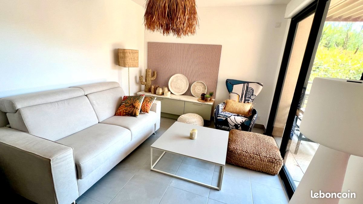 Appartement à vendre, 53m², Roquebrune-sur-Argens