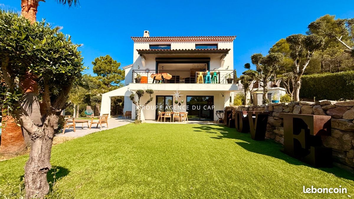 Maison à vendre, 205m², Roquebrune-sur-Argens