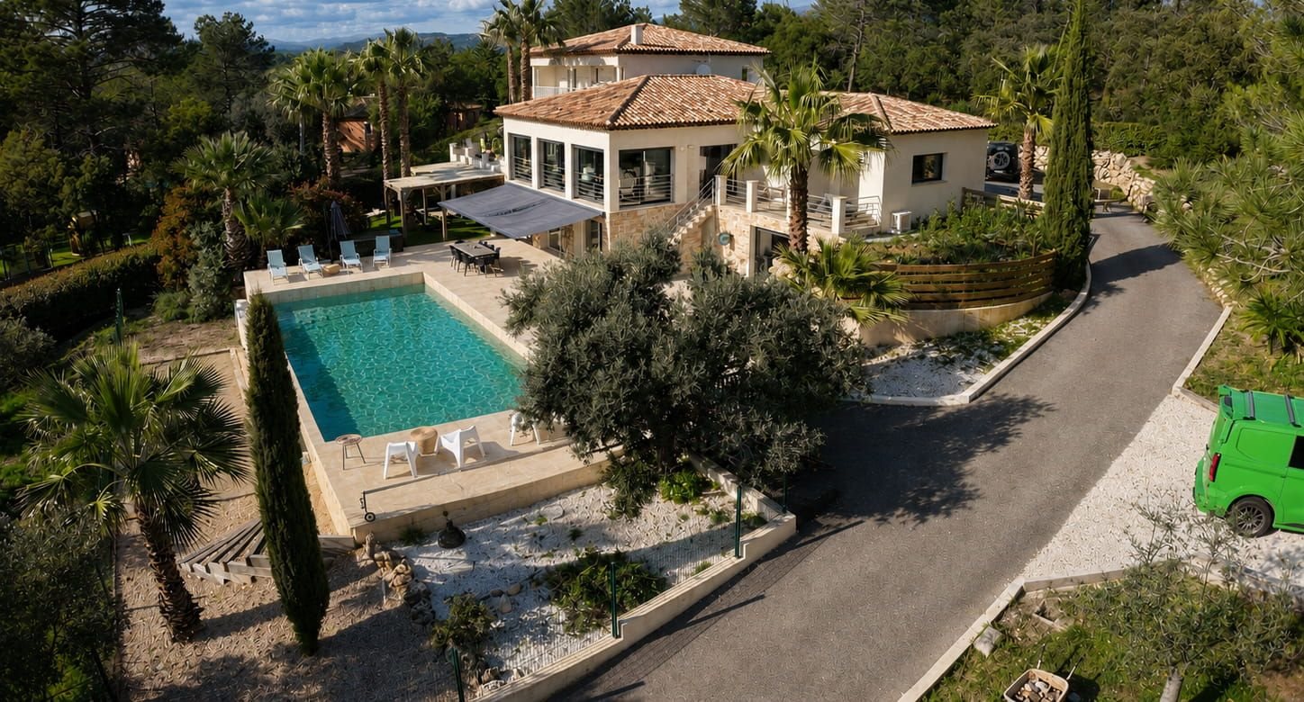 Maison à vendre, 400m², Roquebrune-sur-Argens