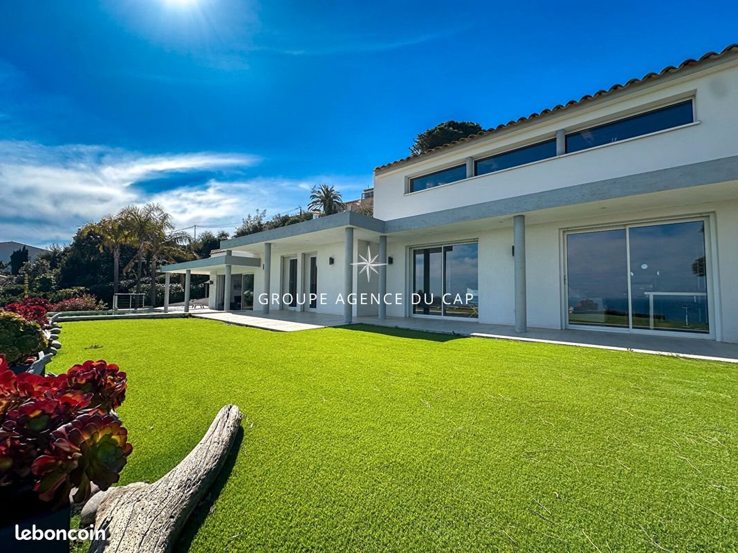 Maison à vendre, 160m², Roquebrune-sur-Argens