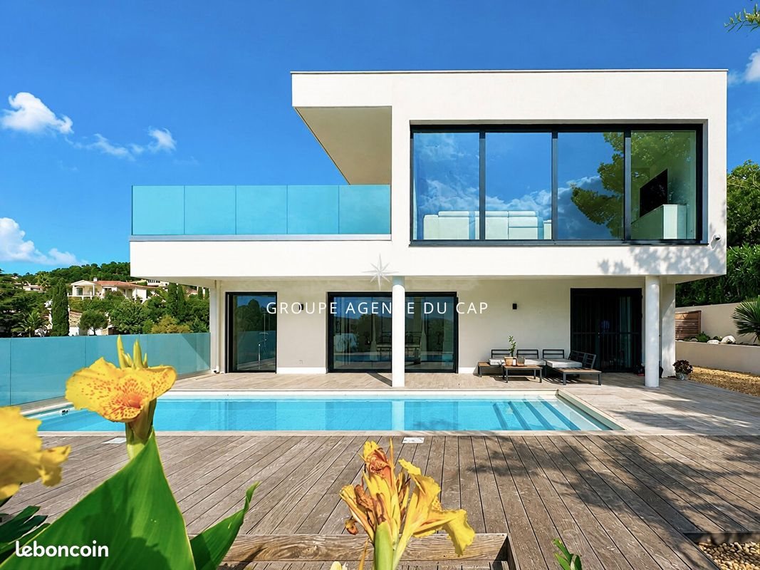 Maison à vendre, 290m², Roquebrune-sur-Argens
