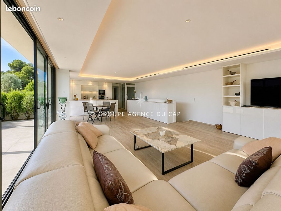 Maison à vendre, 290m², Roquebrune-sur-Argens