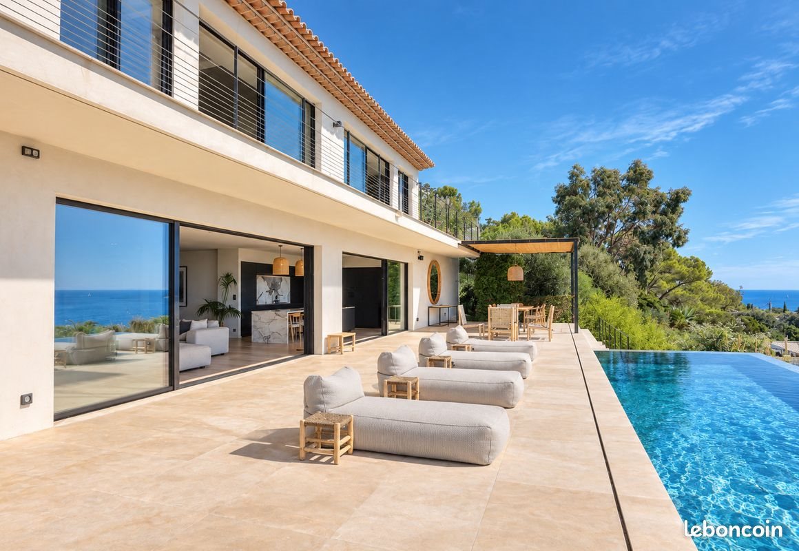 Maison à vendre, 493m², Roquebrune-sur-Argens