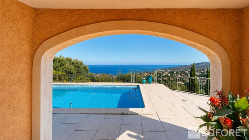 Maison à vendre, 150m², Roquebrune-sur-Argens
