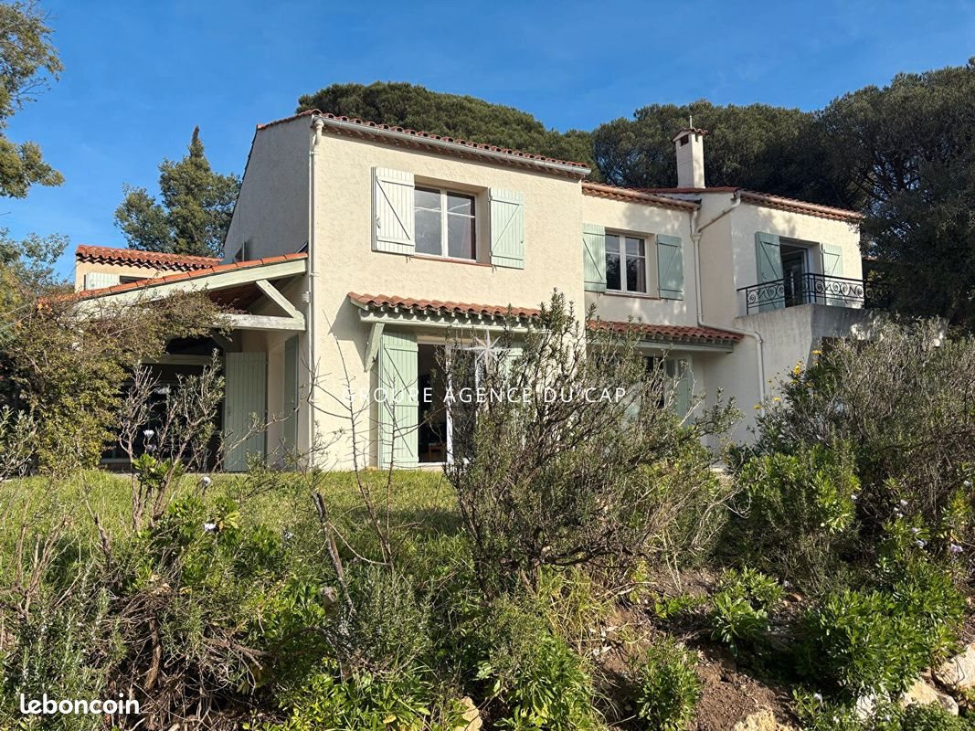 Maison à vendre, 200m², Roquebrune-sur-Argens