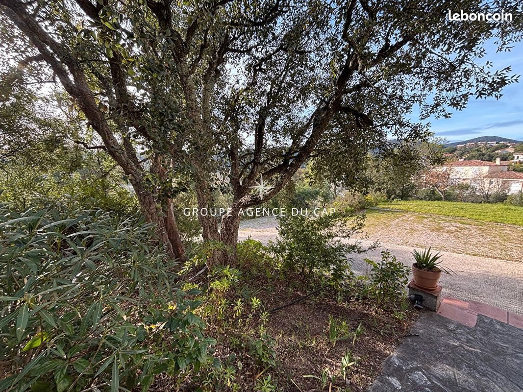 Maison à vendre, 200m², Roquebrune-sur-Argens