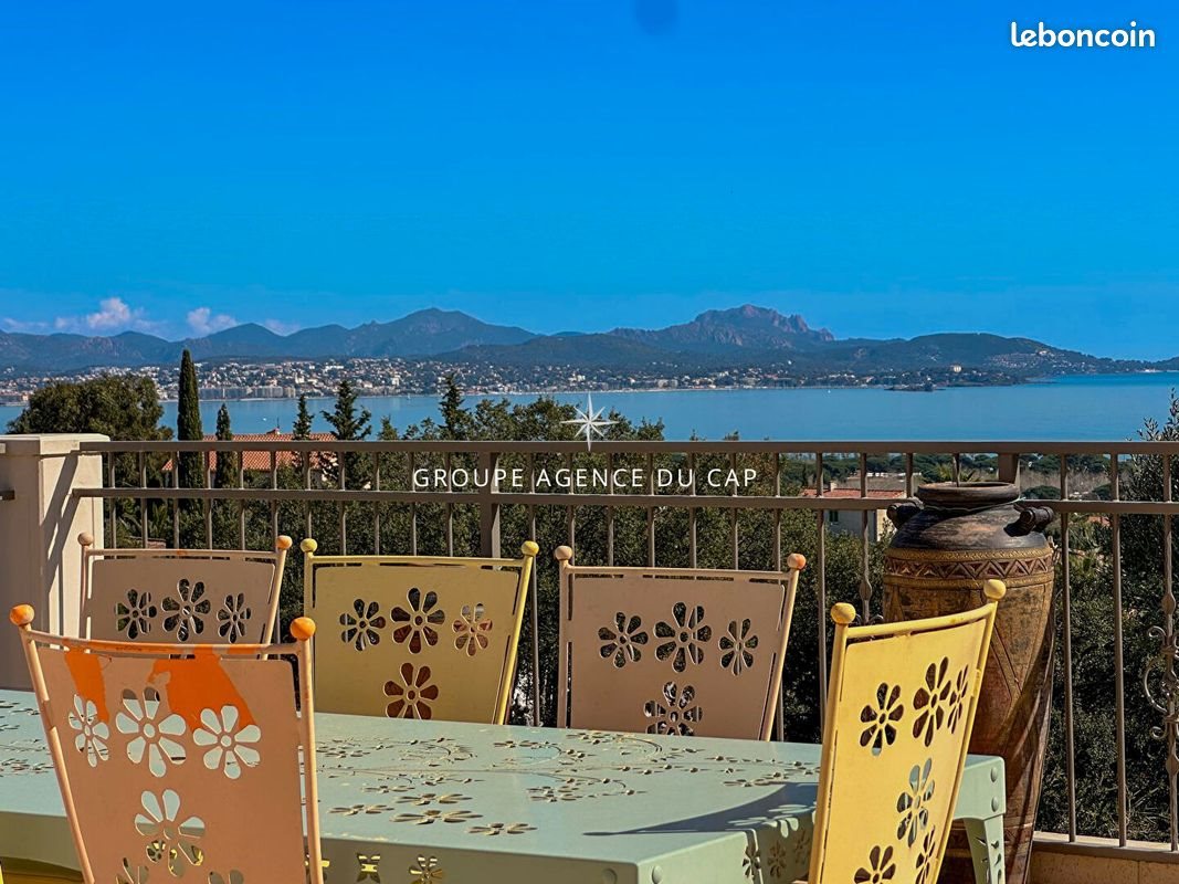 Maison à vendre, 250m², Fréjus