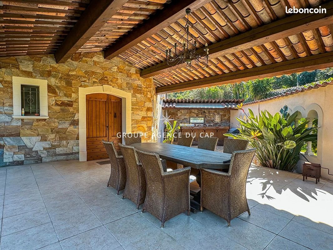 Maison à vendre, 250m², Fréjus