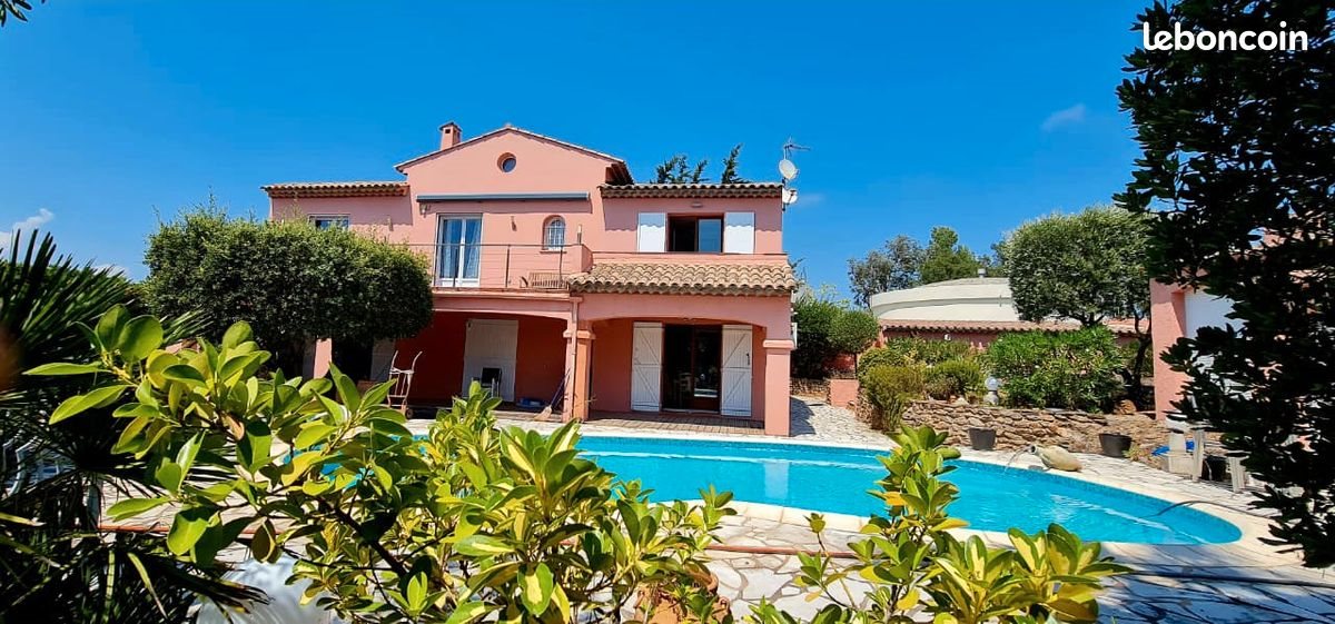 Maison à vendre, 180m², Roquebrune-sur-Argens