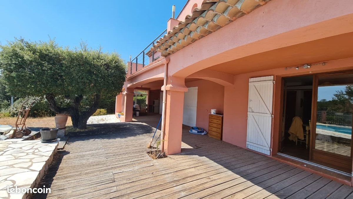 Maison à vendre, 180m², Roquebrune-sur-Argens