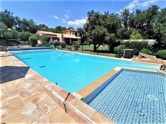 Maison à vendre, 215m², Fréjus