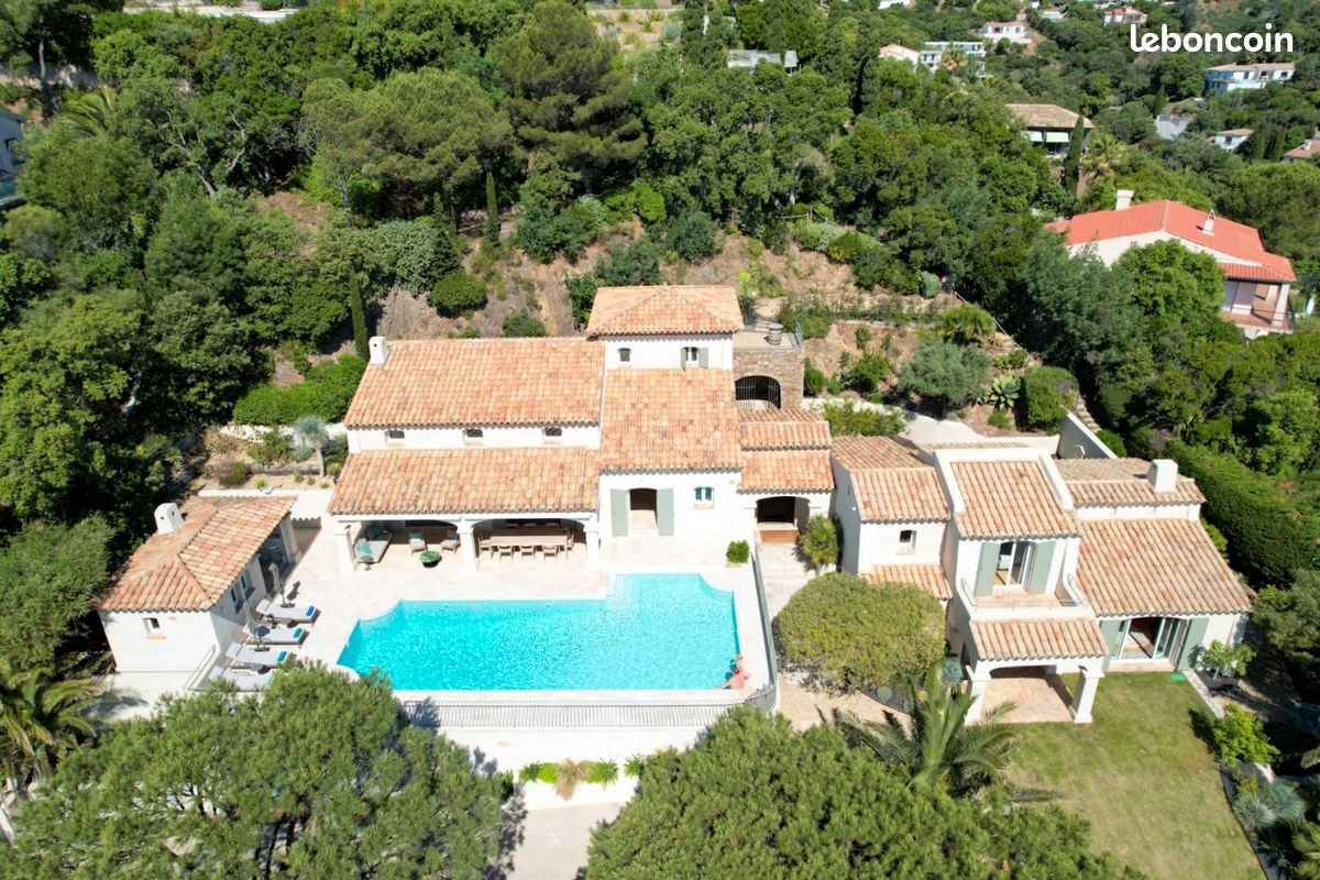 Maison à vendre, 279m², Roquebrune-sur-Argens
