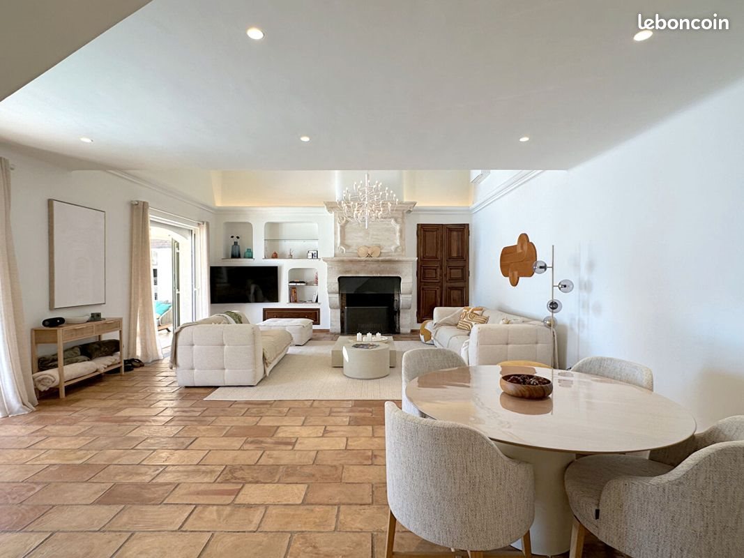 Maison à vendre, 279m², Roquebrune-sur-Argens
