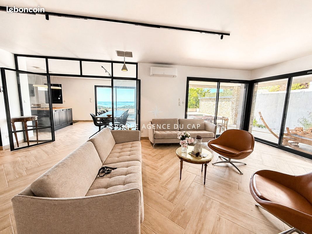 Maison à vendre, 180m², Roquebrune-sur-Argens