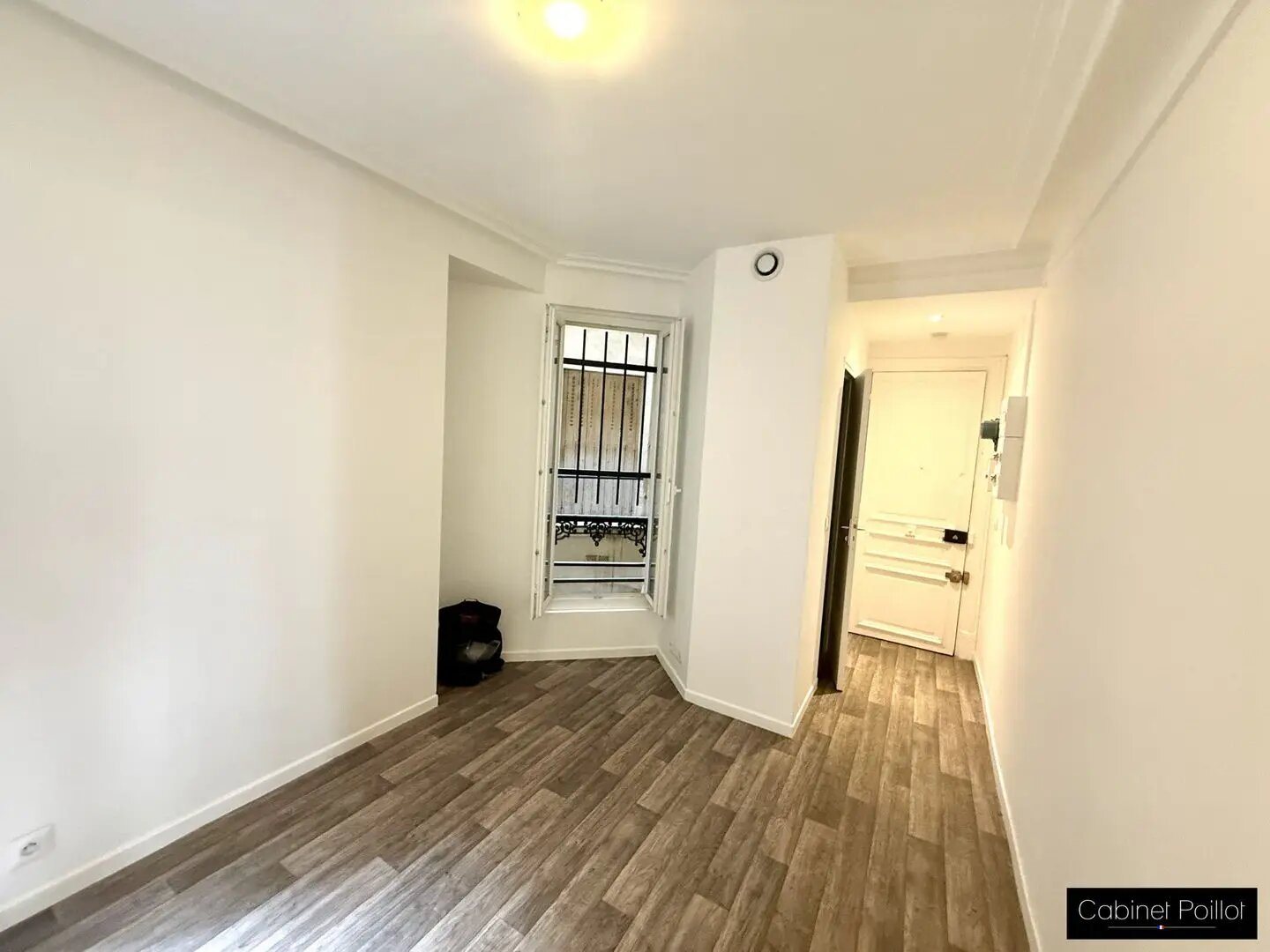 Appartement à louer, 24m², Paris 18ème