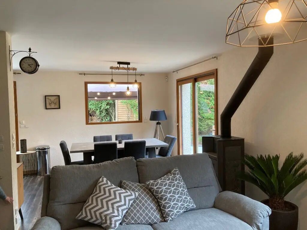 Maison à louer, 107m², Valleiry