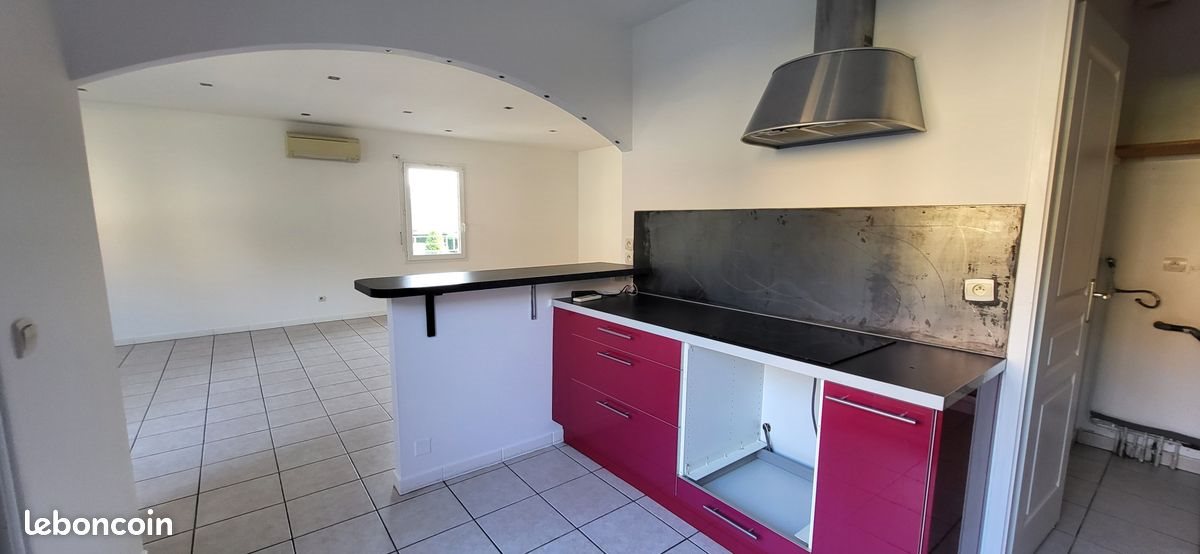 Appartement à louer, 79m², Saint-Priest-en-Jarez