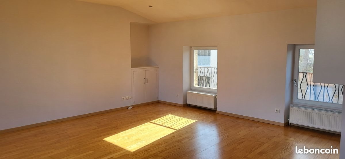 Appartement à louer, 61m², Sorbiers