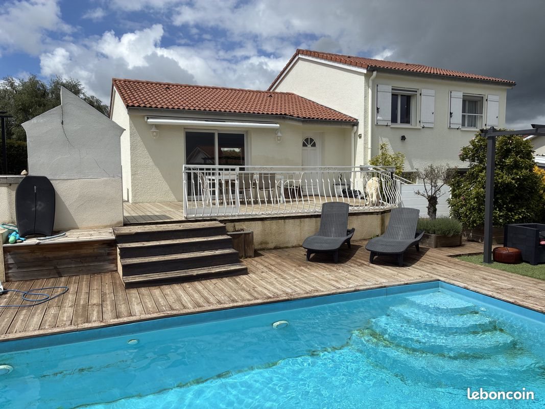 Maison à vendre, 109m², Saint-Christo-en-Jarez