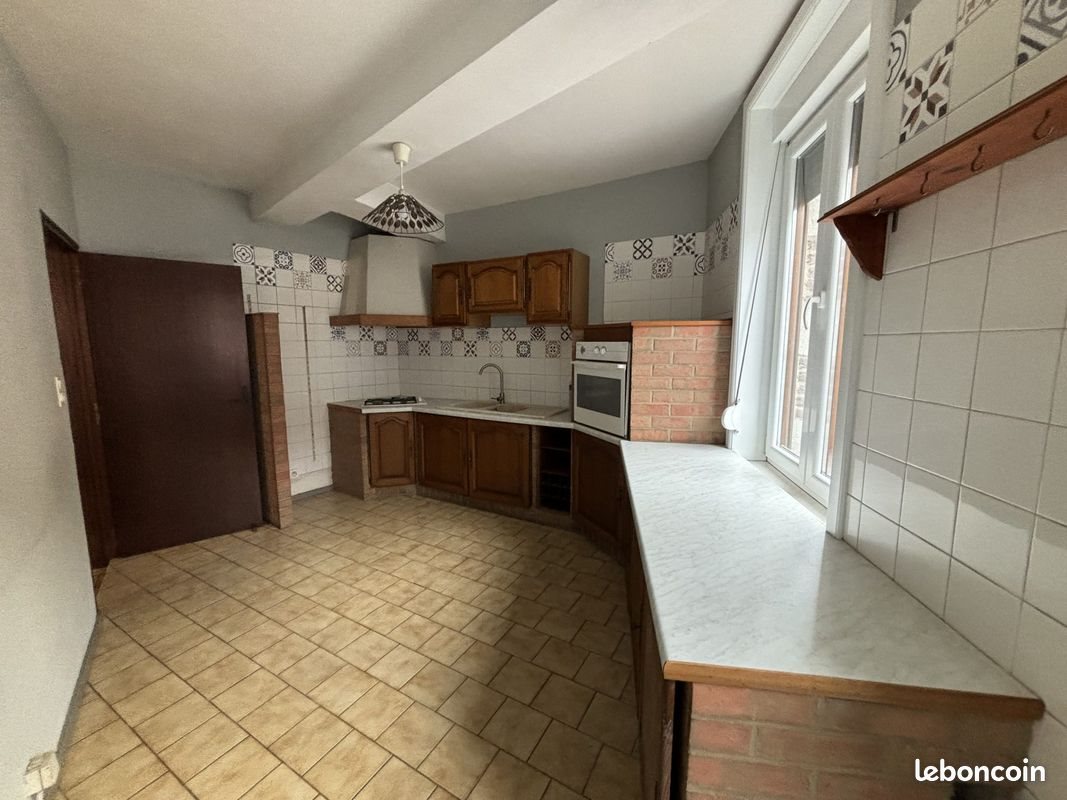 Maison à louer, 175m², Maroilles