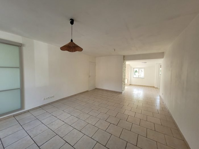 Maison à vendre, 95m², Avesnes-sur-Helpe