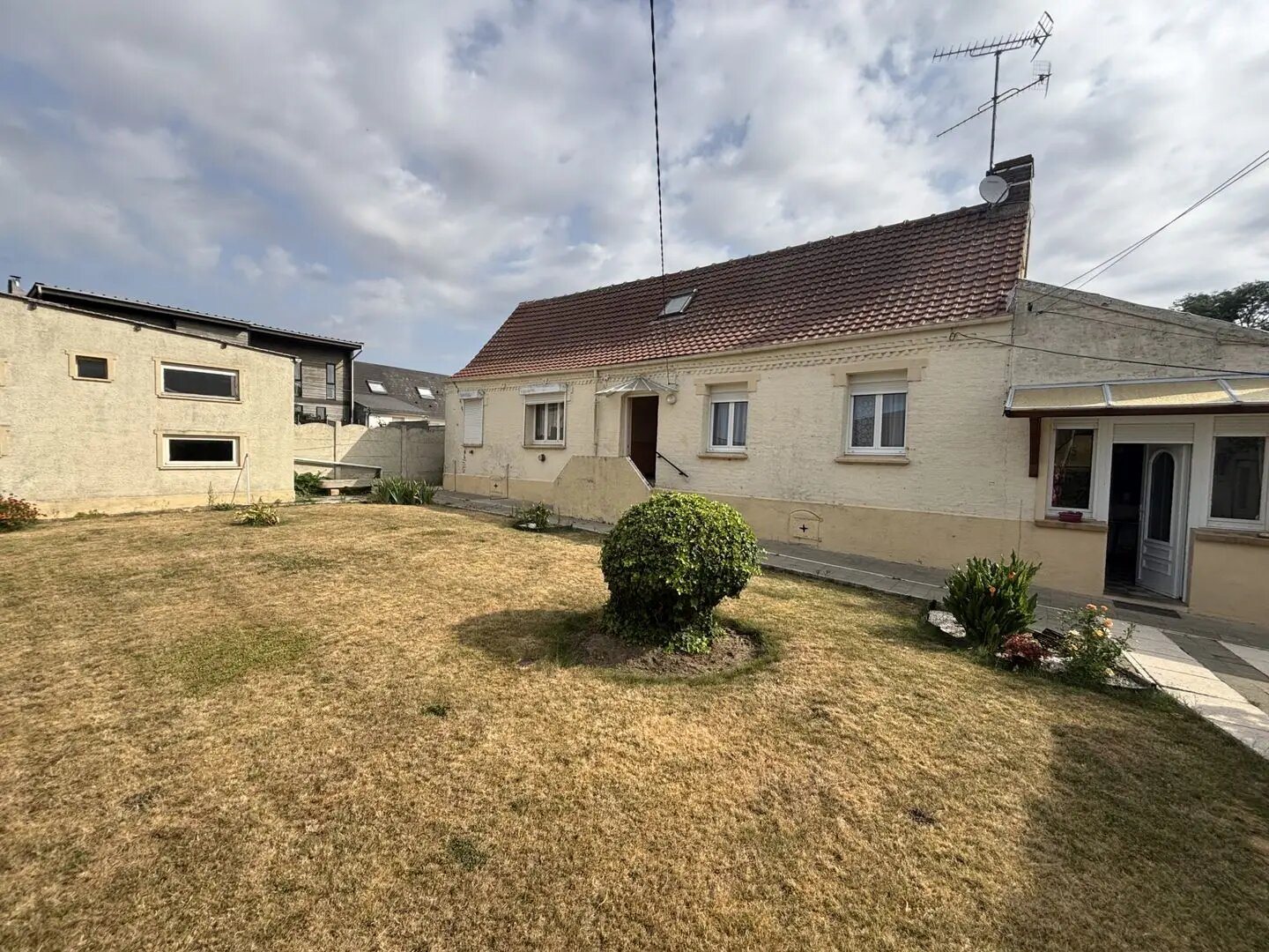 Maison à vendre, 106m², Solesmes