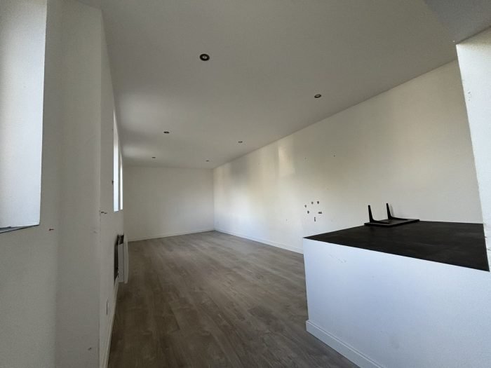 Maison à louer, 110m², Wignehies
